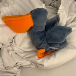 Scoop “Batty” beanie baby